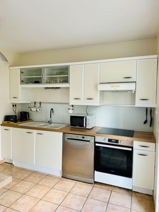 Le Bon Compromis Villa Poitiers Exteriör bild